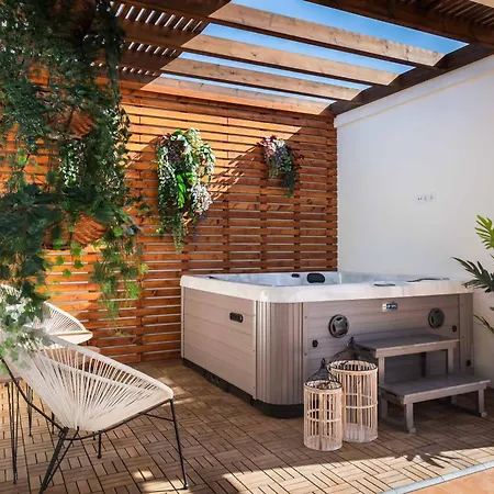 Safari Villa *